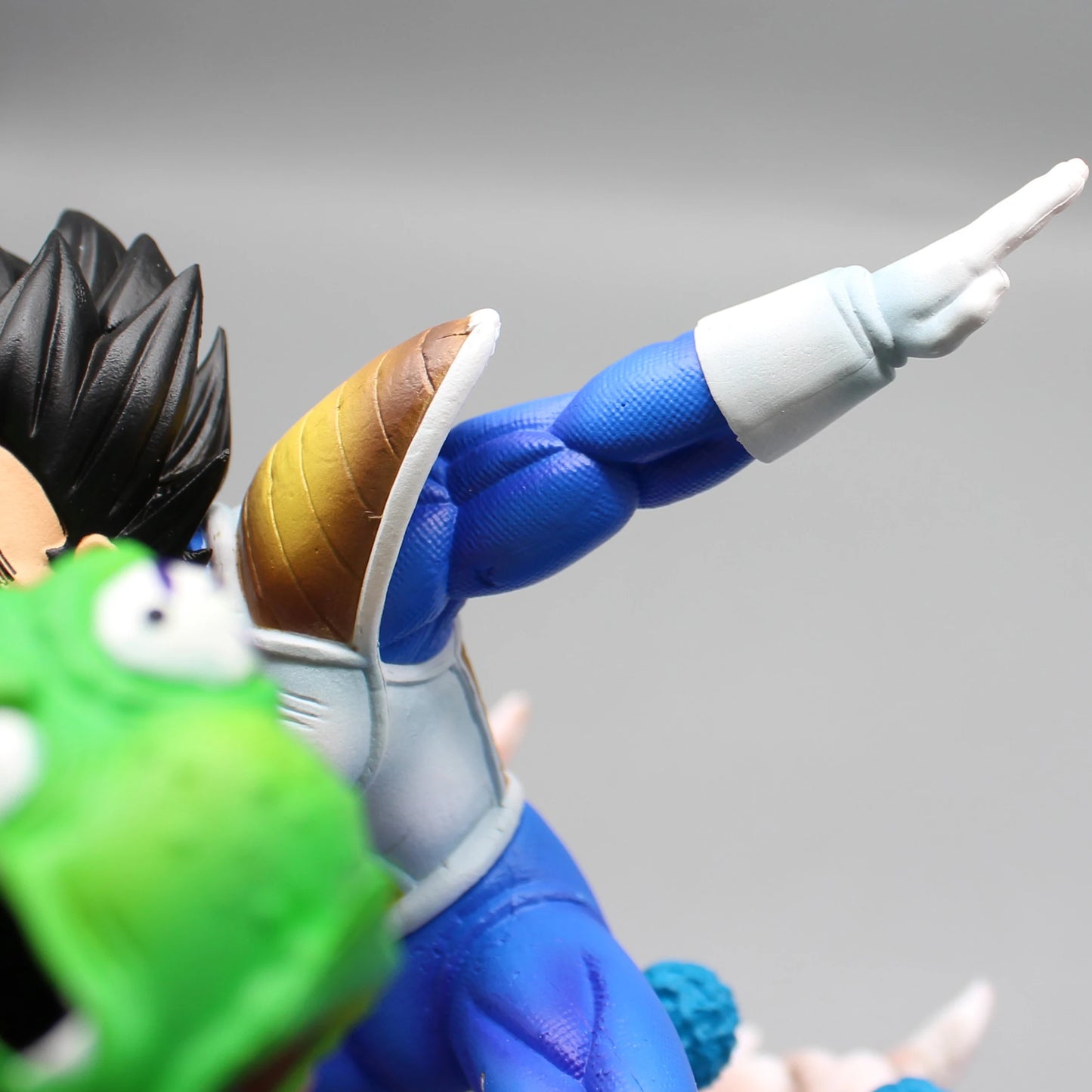 Dragon Ball Z - Vegeta VS Guldo Figure